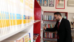 Antalyaspor Kütüphanesine kitap desteği