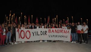 Başkan Uysal, Kıbrıslı gençlerle 19 Mayıs'ı kutladı