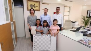 Çevreci okullara Kepez'den ödül