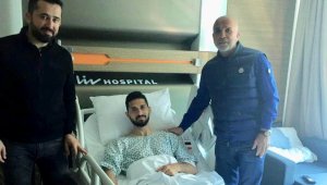 Hasan Çavuşoğlu'ndan Emre Akbaba'ya ziyaret
