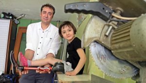 Kızı koşmak istedi, alüminyum doğrama ustası baba kolları sıvadı