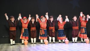 Konyaaltı Belediyesi Kreşinin mezuniyet sevinci