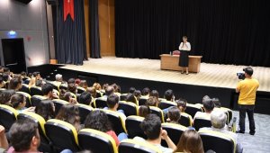 Konyaaltı Belediyesi'nden YKS semineri