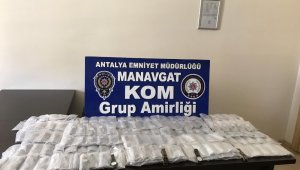 Manavgat'ta 304 kaçak kol saati ele geçirildi