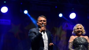 Muratpaşa'da annemin şarkıları konseri