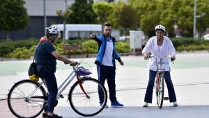 Muratpaşa'dan bisiklet eğitimi