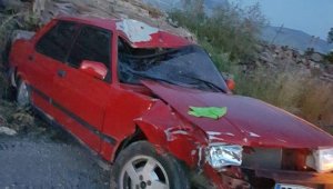 Otomobil ile motosiklet çarpıştı: 1 yaralı