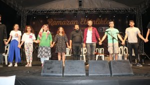 Ramazan etkinliklerinde gençler sahnedeydi