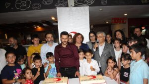 Türk Kızılayı yetimleri unutmadı