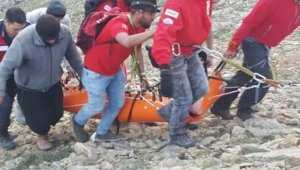 Antalya'da 12 saatlik nefes kesen çoban kurtarma operasyonu