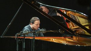 Fazıl Say, Antalya'da sahne aldı