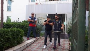 Halk Otobüslerine Dadanan Yankesici Yakalandı