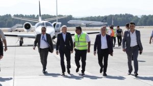 Kılıçdaroğlu, Antalya'da Deniz Baykal'ı ziyaret etti