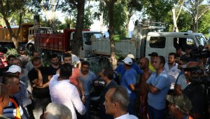 Konyaaltı Sahili'nde mavi bayrak gerilimi