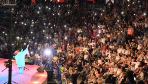 Konyaaltı'nda Belkıs Akkale coşkusu