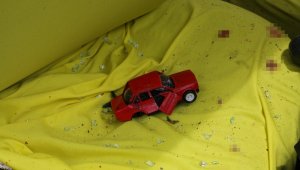 Otomobille kamyonet çarpıştı: 1 ölü, 3 yaralı
