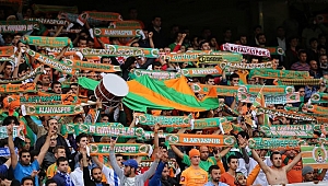 Alanyaspor kombineleri satışta