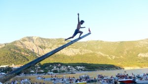 Bayrak havada, 2 bin TL'lik ödül boşta kaldı