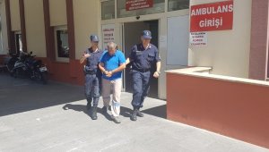 Çocuğa cinsel istismar şüphelisinin evinden cephanelik çıktı