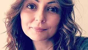 Evinde ölü bulundu 