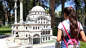 Kur’an Kursu öğrencileri Antalya'yı geziyor