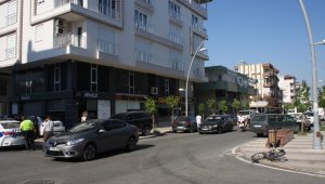 Manavgat'ta otomobil bisikletli çocuğa çarptı: 1 yaralı