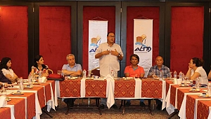 Turizmciler toplantıda buluştu