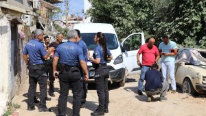 Antalya'da iki aile arasındaki kavgada silah ve kılıçlar konuştu: 3 yaralı
