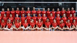 Voleybol Altyapı kampına Antalya'dan 8 isim