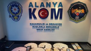 Alanya'da pos tefeciliği operasyonu: 3 gözaltı