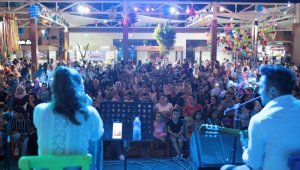 Antalya Kepez'in 'Sokak Festivali'ne akın etti