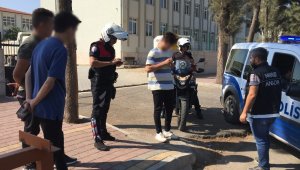 Antalya'da emniyet kemeri takmayan okul servislerine ceza