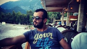 Antalya'da otomobil eve çarptı: 1 ölü, 1 yaralı