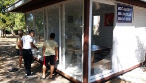Balıkçılar Kooperatifinin camlarını kırdılar