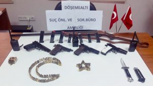 Döşemealtı ilçesinde tehdit ve gasp şüphelileri yakalandı
