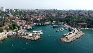 Dünya Temizlik Günü'nde gönüllüler Kaleiçi'nde buluşacak