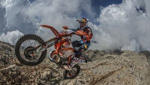 Kemer'de Sea To Sky Enduro heyecanı başladı
