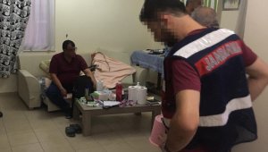 Kendini Korgeneral Mustafa Paşa olarak tanıtıp 600 bin TL dolandırdı