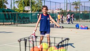 Kepez'in çocukları sporla büyüyor