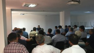 Muhtarlara uyuşturucuyla mücadele anlatıldı
