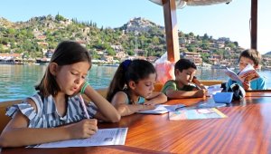 Öğrencilerin turistleri bile kıskandıran taşımalı eğitimi