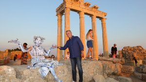 Side'de tarih sanatla buluşuyor