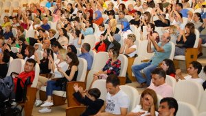 Tuna Kiremitçi'den Manavgat'ta müzik dinletisi