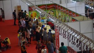Yerli ve yabancı ziyaretçiler Brunchers Fest'de