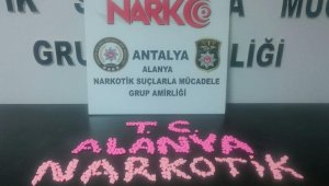 Alanya'da 560 adet uyuşturucu hap ele geçirildi