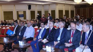 Alanya'da dünya ekonomisi konuşuldu