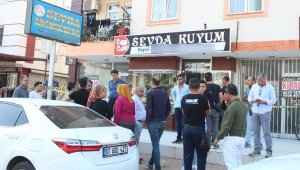 Antalya'da çorapla kuyumcu soyan hırsız 3 kilo altınla yakalandı