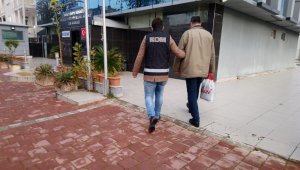 Antalya'da FETÖ operasyonlarında 60 kişi gözaltına alındı