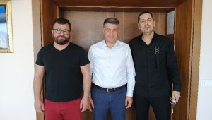 Asyalı turistler Kaş'ı keşfetti