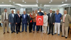 Başkan Uysal, şehit aileleriyle buluştu